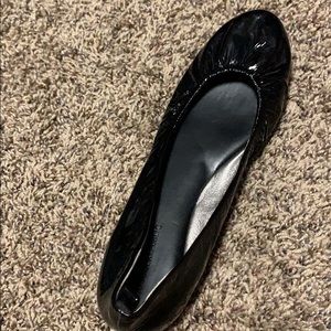 Banana Republic patent leather black flats